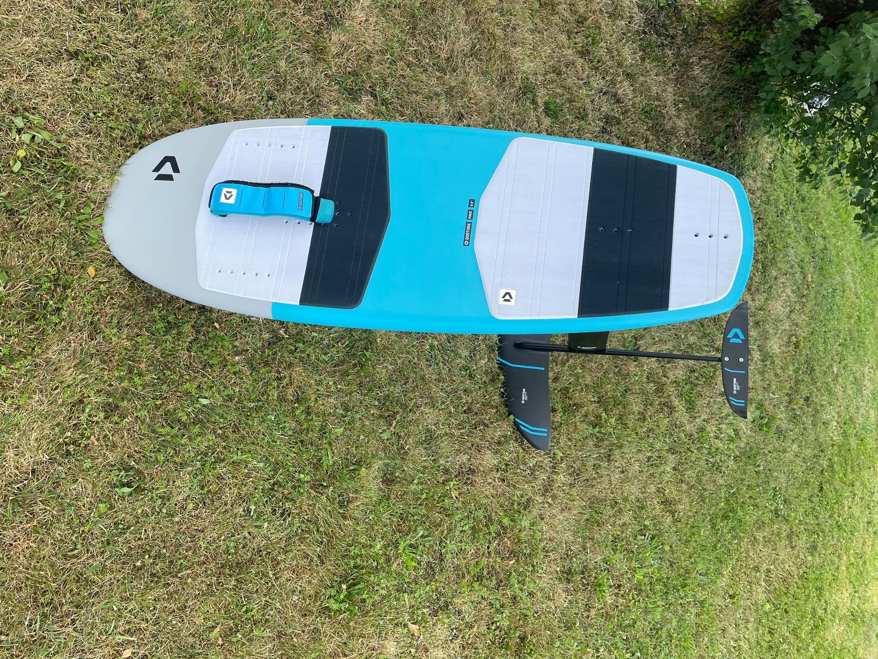Duotone Kite: Kitefoil Duotone – D'occasion à Courtedoux par monia010 1