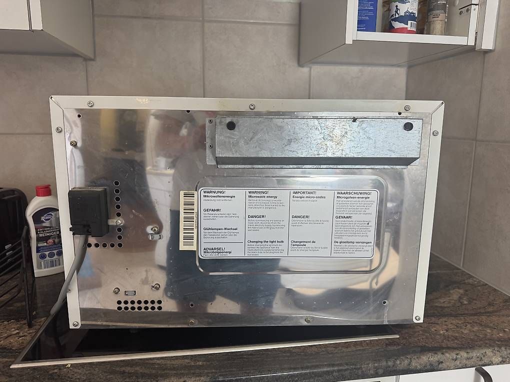 Miele Elettrodomestici da cucina: Miele electronic M 722 Mikrowelle  8032 oder Versand – Usato da Zürich venduto da tuffcookie 4