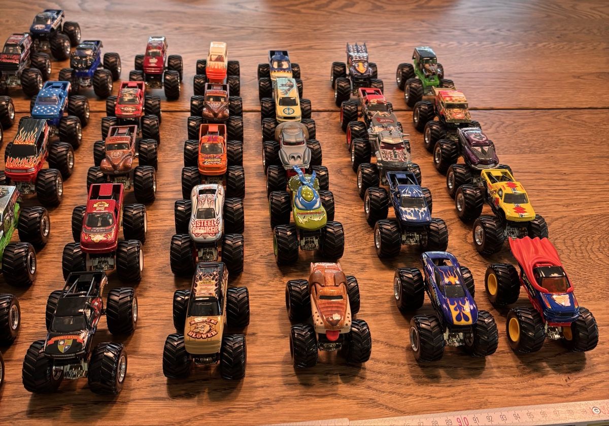 Hot Wheels Giocattoli: Monster Trucks Spielzeugautos gebraucht – Usato da Recherswil venduto da YannickE98 4