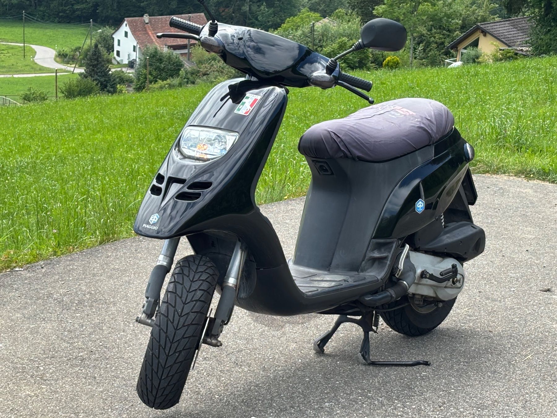 Piaggio Scooters: Piaggio Typhoon TPH 125, 2-Takt – Defekt aus Dübendorf von mba_5yvw