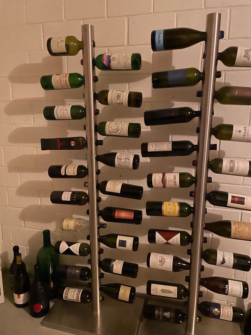 Tutte le decorazioni: Wein / Weinkeller – Usato da Aeschi SO venduto da foodscout84 1