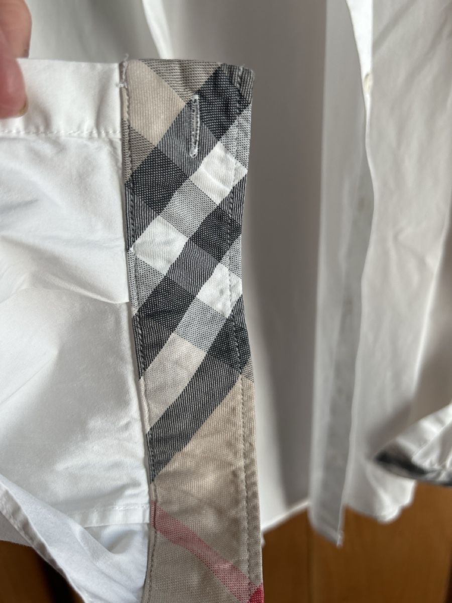Burberry Chemisiers: Burberry Bluse Orginal,36 – D'occasion à Adlikon b. Regensdorf par Huegeler 2