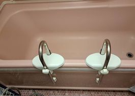 Poignée d'entrée de baignoire