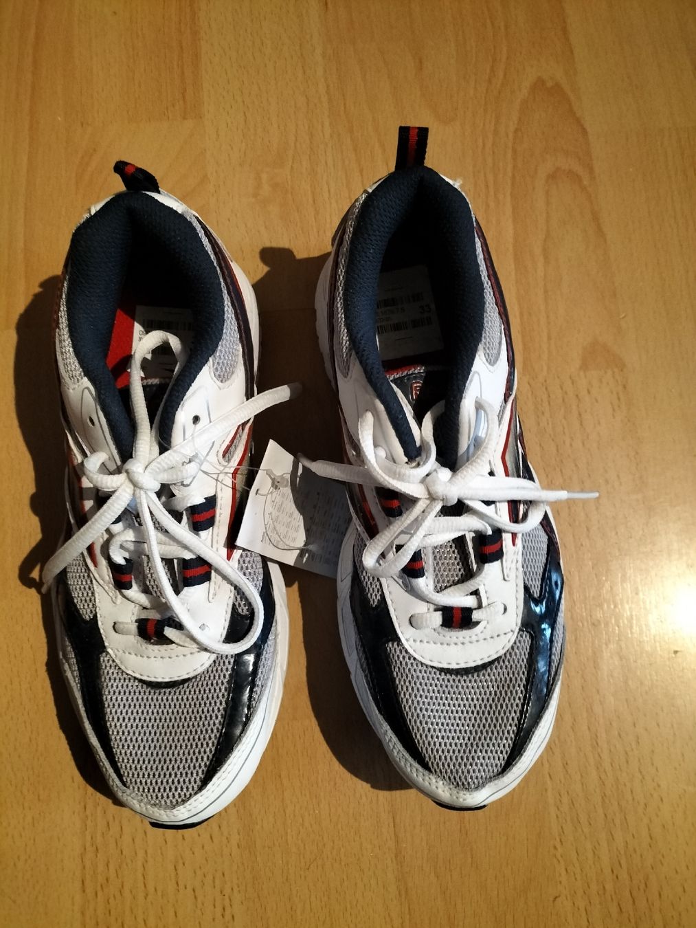 Scarpe per ragazzi: neue Reebok Kinder Turnschuhe, Grösse 33 – Nuovo e nell'imballaggio originale da Oberriet SG venduto da elternbabykind