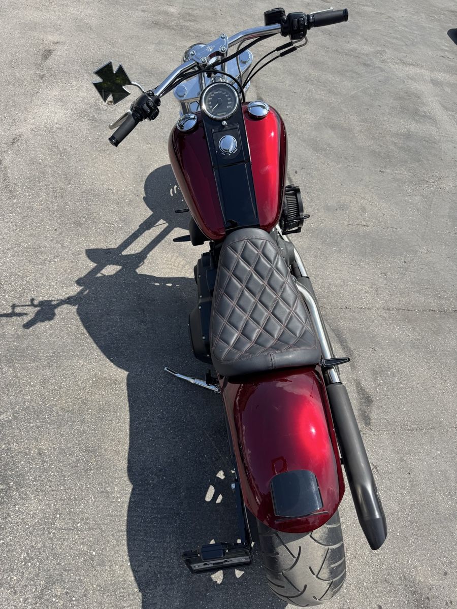 Harley-Davidson Chopper: HARLEY-DAVIDSON SOFTAIL FXSTBI Night Train – Usato da Chur venduto da alt_lwl9 8