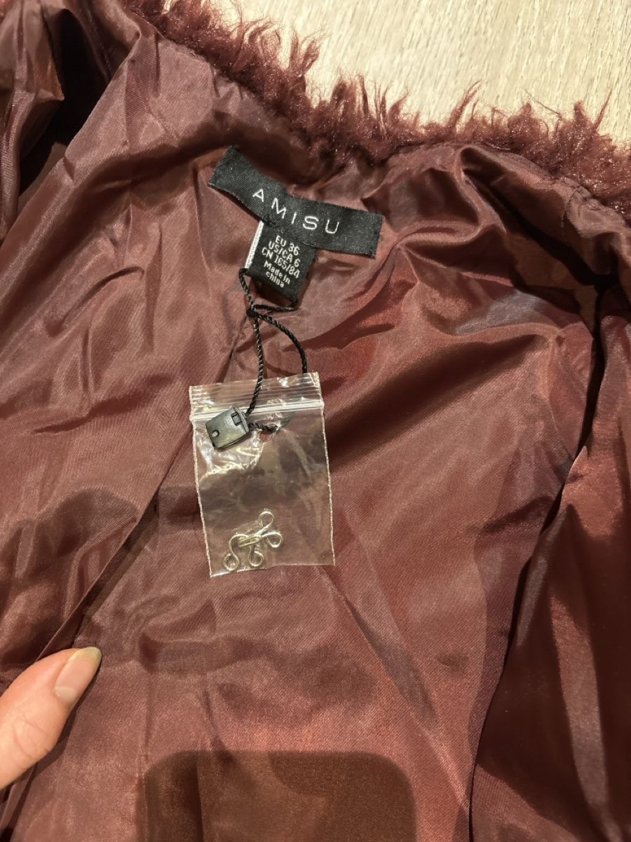 Gilets: Weste – Neuf (Voir description) à Linden par martina_iwana 2
