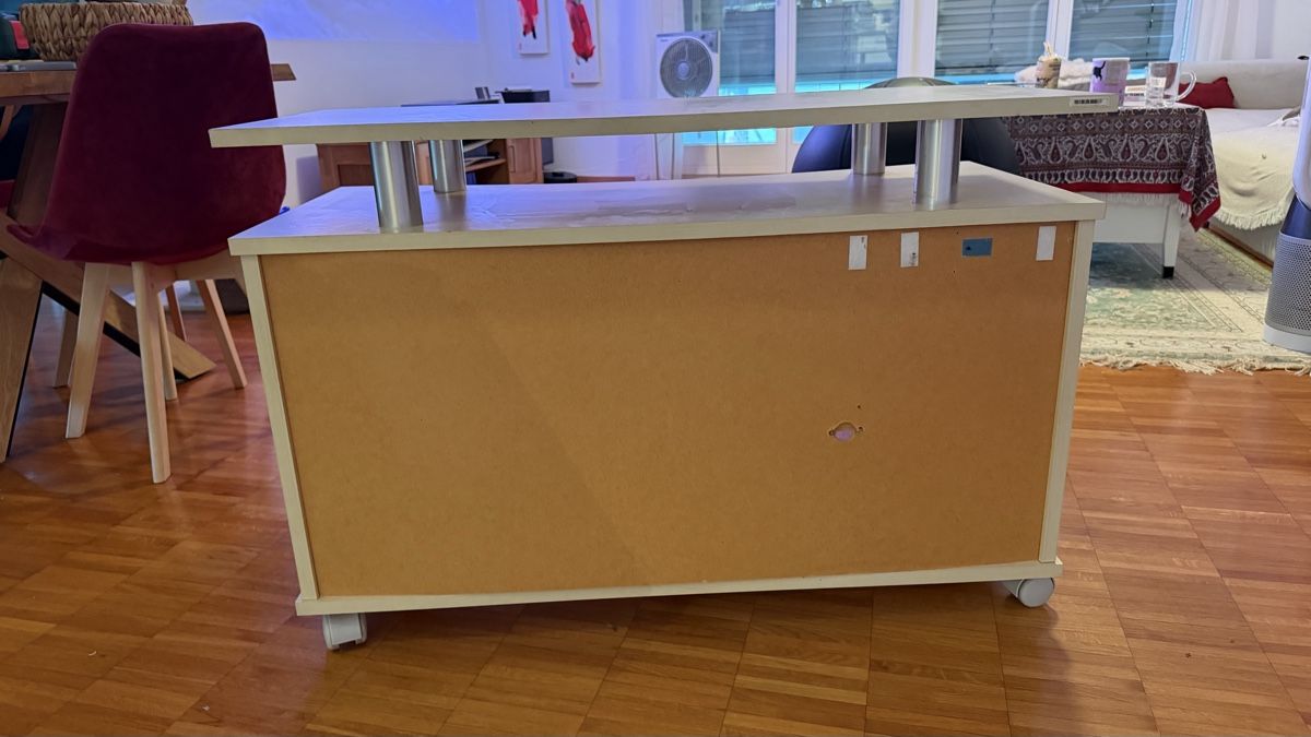 Mobili TV: TV Möbel / Lowboard mit Rädern – Usato da Zürich venduto da jose.alcala 3