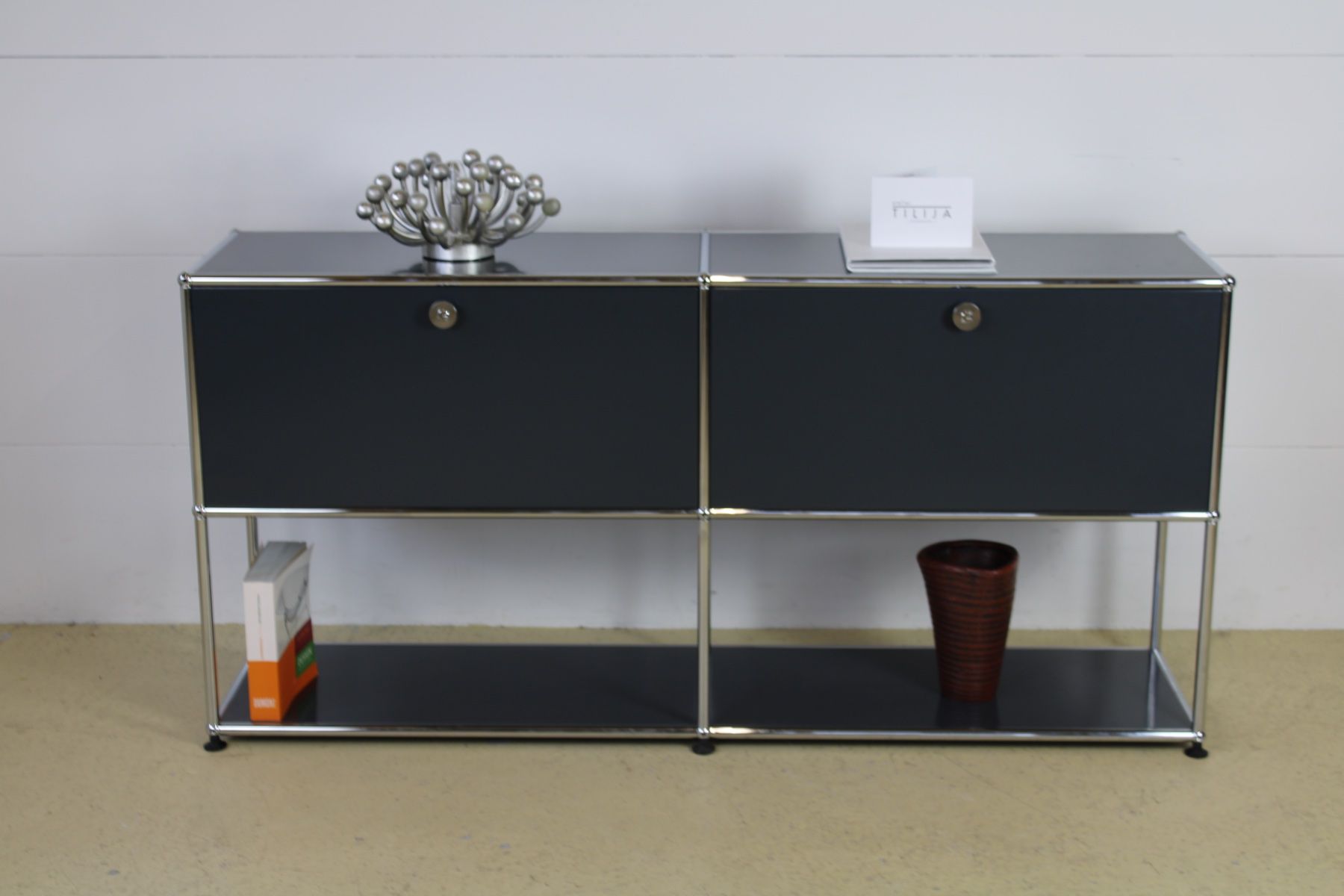 USM Cassettiere: USM Sideboard in Anthrazitgrau, Umbau möglich – Usato da Meinisberg venduto da atelier_TILIJA 6