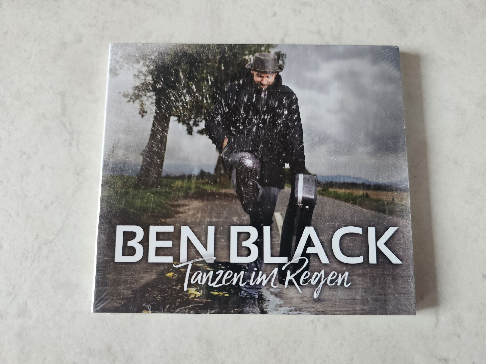 CD: Ben Black  -  Tanzen im Regen  /  Fabrikneu – Nuovo e nell'imballaggio originale da Schneisingen venduto da backstore24
