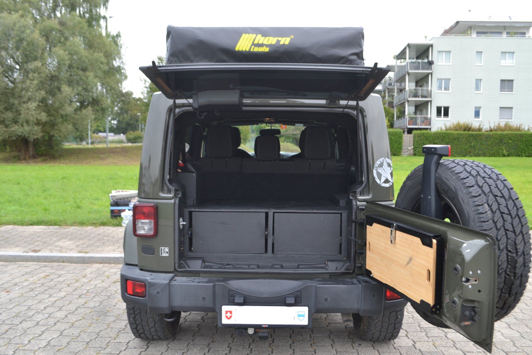 Jeep Automobili: Jeep Wrangler Sahara 2.8 CRD – Usato da Zug venduto da duc_76rh 5