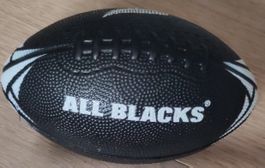 Deko kleiner Rugbyball All Blacks schwarz Zustand gut