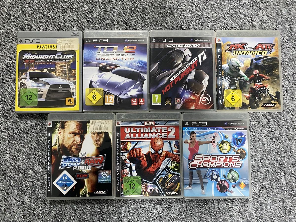 Sony Console: 2x PS3 / 4x Controller / 7x PS3 Spiele – Usato da Bettlach venduto da B21 1