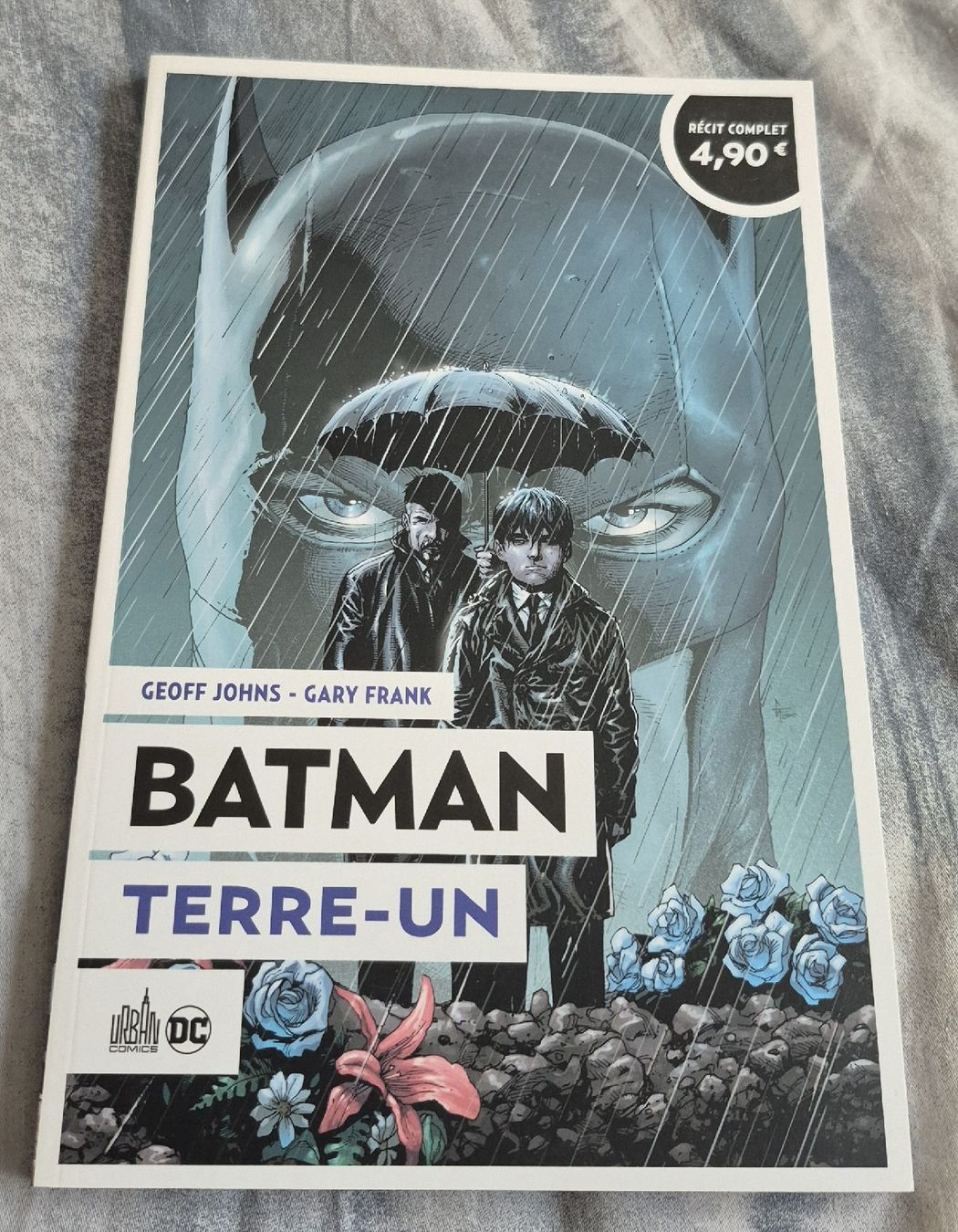 Fumetti: BATMAN TERRE-UN DC COMICS RÉCIT COMPLET BD FRANÇAIS 2022 – Usato da Grand-Lancy venduto da luc111