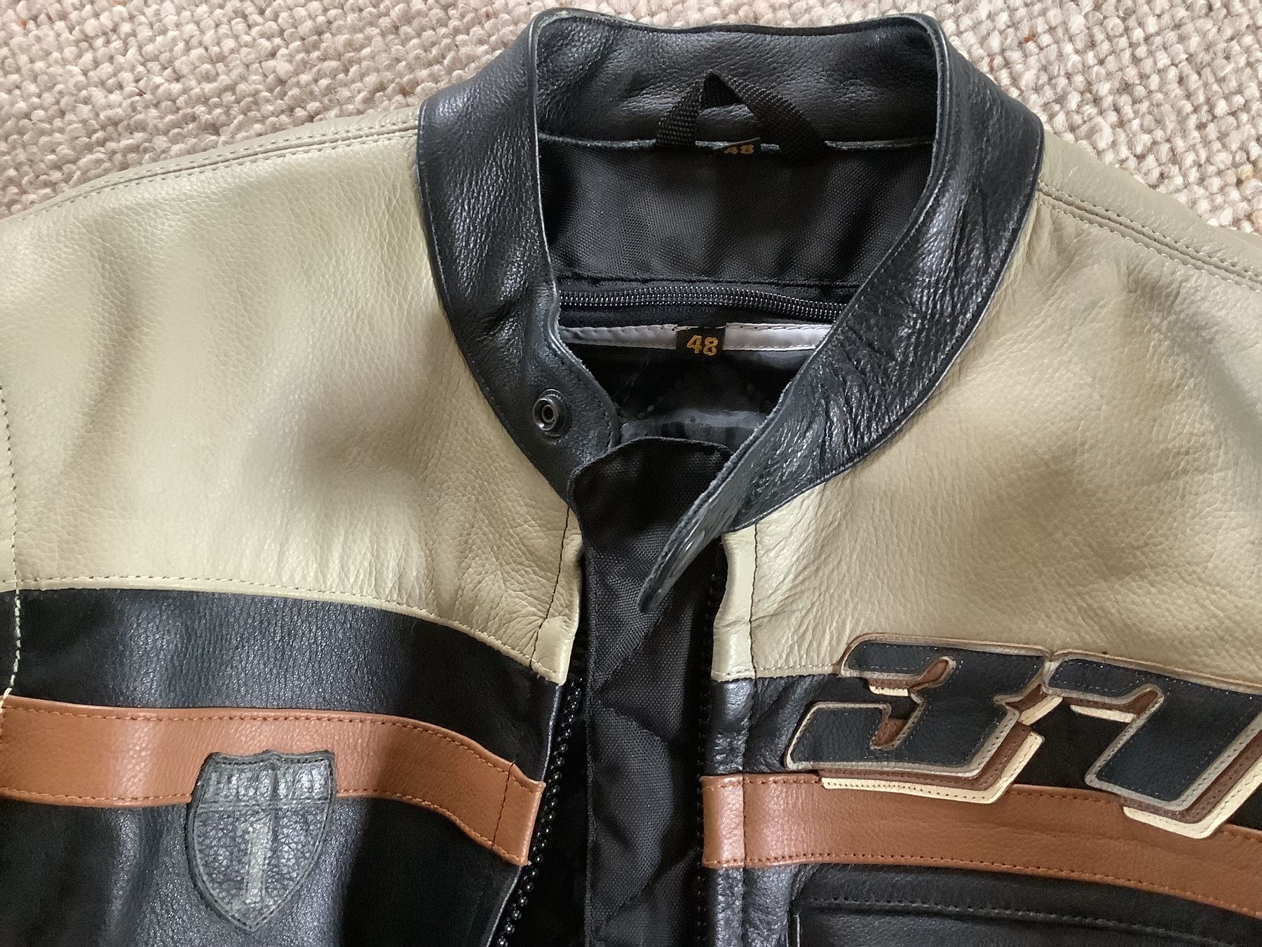 Lotti di vestiti: Motorrad Lederjacke mit Lederhose, Chopper Harley Highway 1 – Nuovo (secondo la descrizione) da Mauren venduto da Aero1094 1