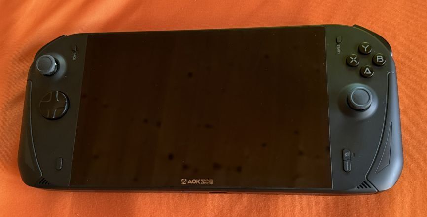 Console: 8" Handheld AOK ZOE A1X AMD HX 370 – Usato da Brügglen venduto da sahlmar1 1