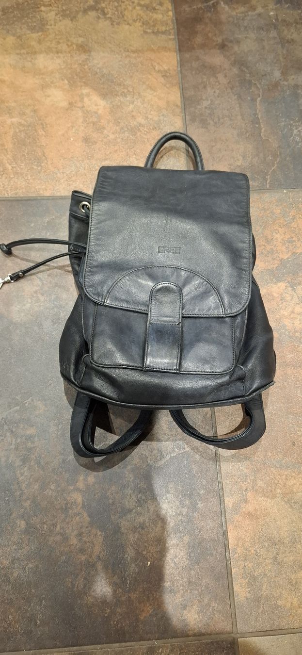 Bree Sacs à dos: bree rucksack blau leder – D'occasion à Rheinfelden par tab_lys6