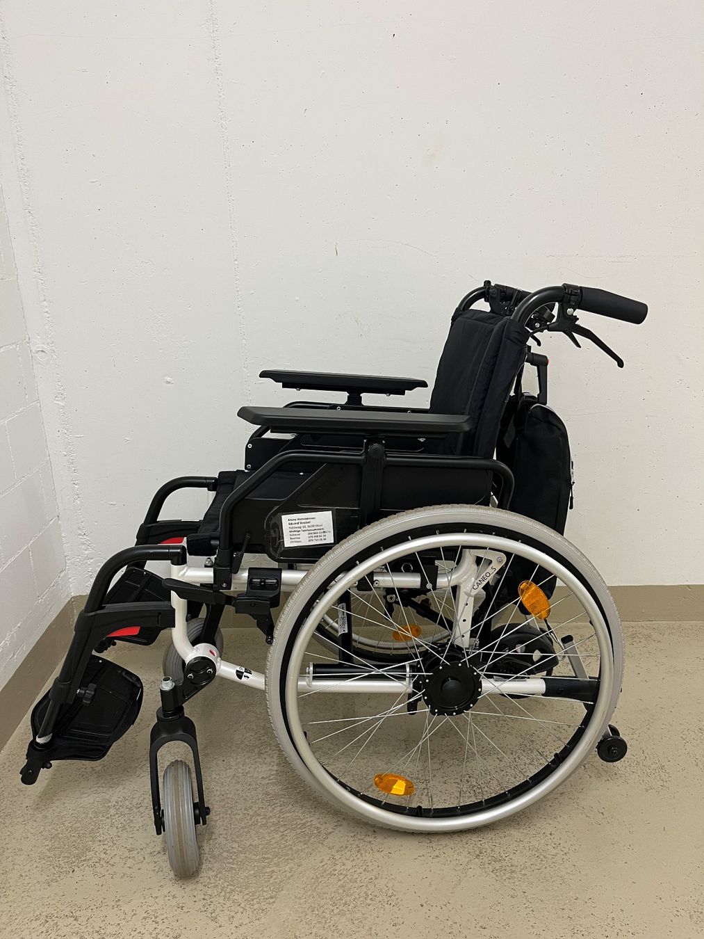 Rollstühle: Rollstuhl Dietz Caneo S mit Schiebehilfe Empulse R20 – Gebraucht aus Zürich von Ichiban4 3