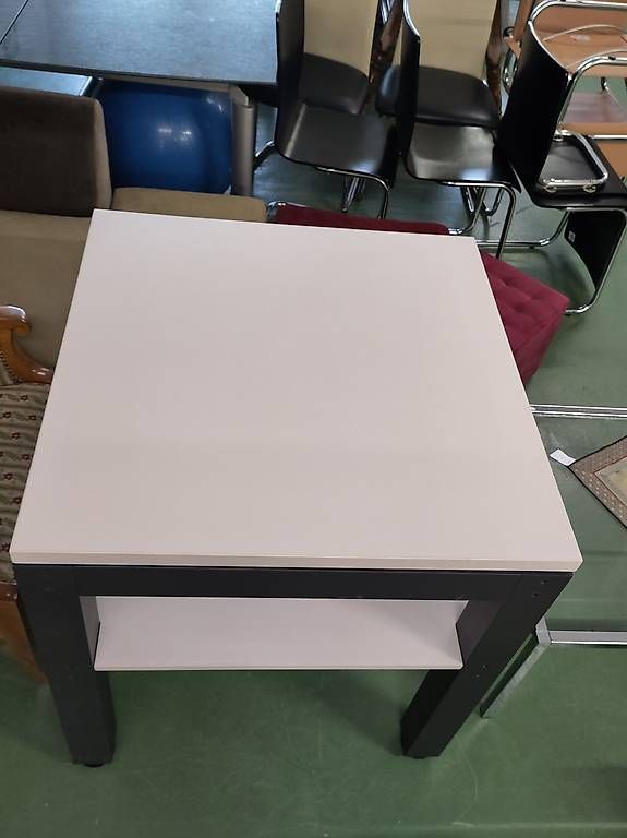 Tavoli: Tisch Metall / Arbeitstisch – Usato da Pratteln venduto da Cartonsducoeur_bl 1