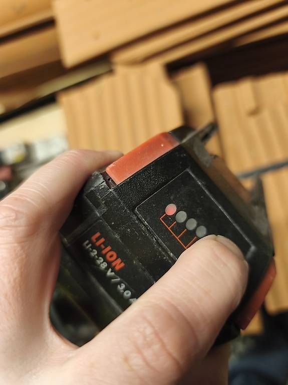 Caricatori & Batterie: Würth Akku  – Usato da Rüthi (Rheintal) venduto da Moto-Marte-Rheintal 3