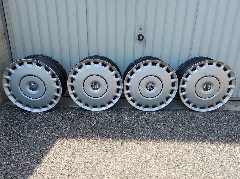 Volvo Pneumatici & Ruote complete: Roues acier Volvo – Usato da Neuchâtel venduto da oli_2ypy