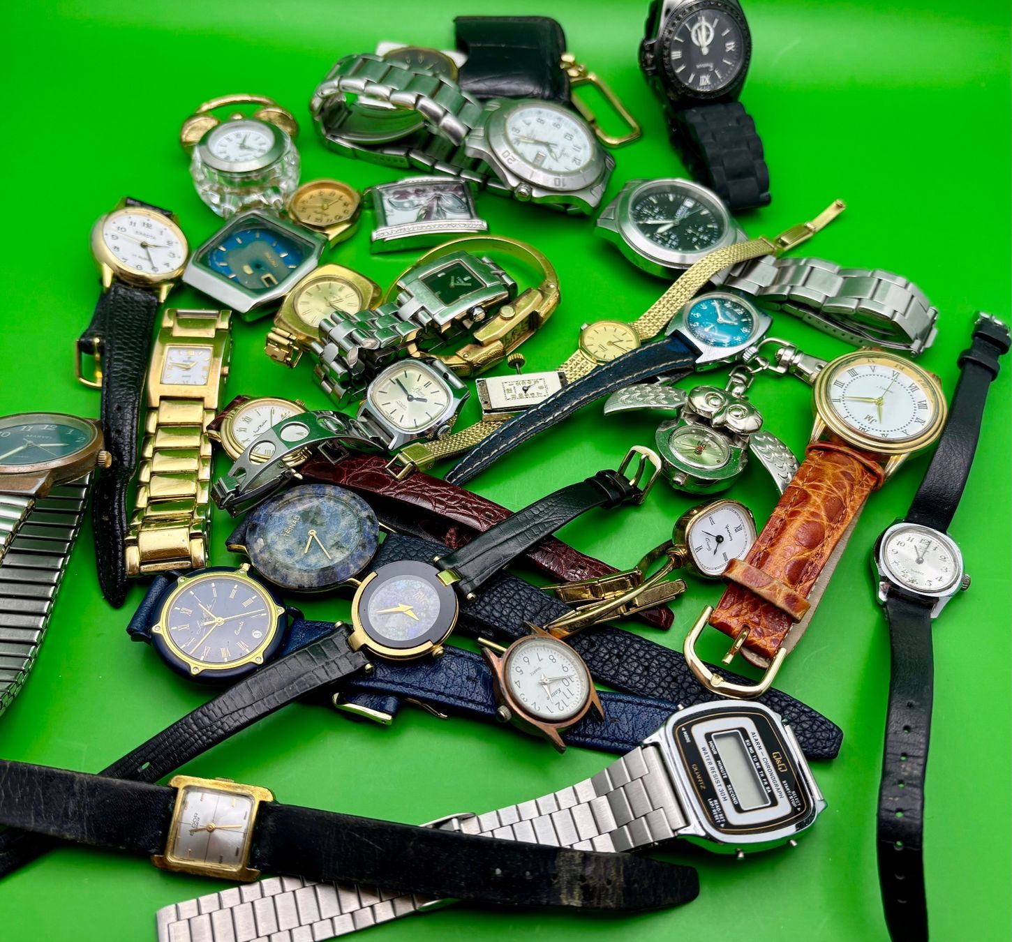 Montres: Mega Uhrenlot – Défectueux à Rorschach par ZeitWerk.10