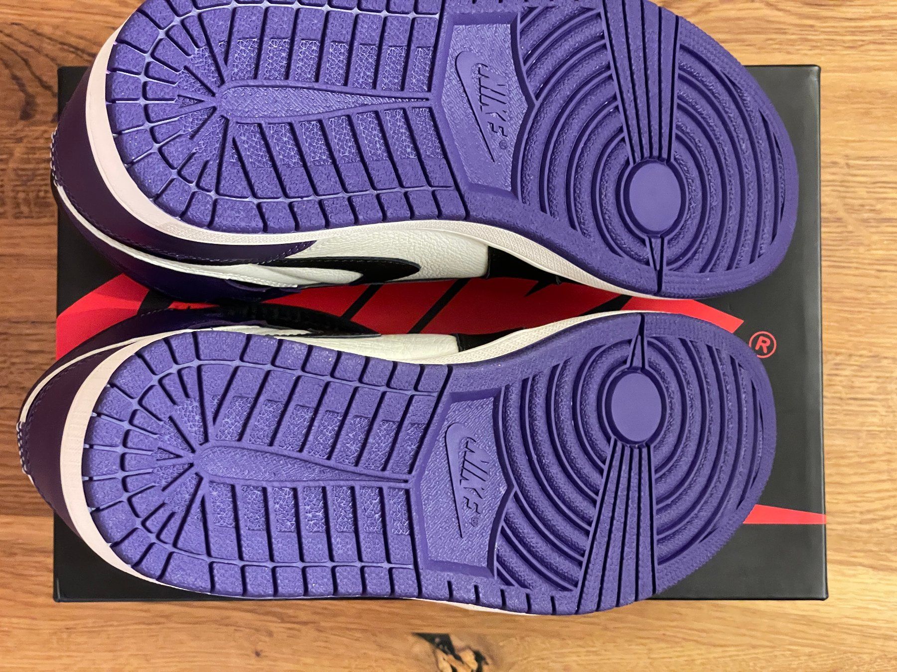 Herrenschuhe: Nike Air Jordan 1 High OG | Court Purple | 43 9.5 – Neu und originalverpackt aus Schaffhausen von mar_mfl9 4