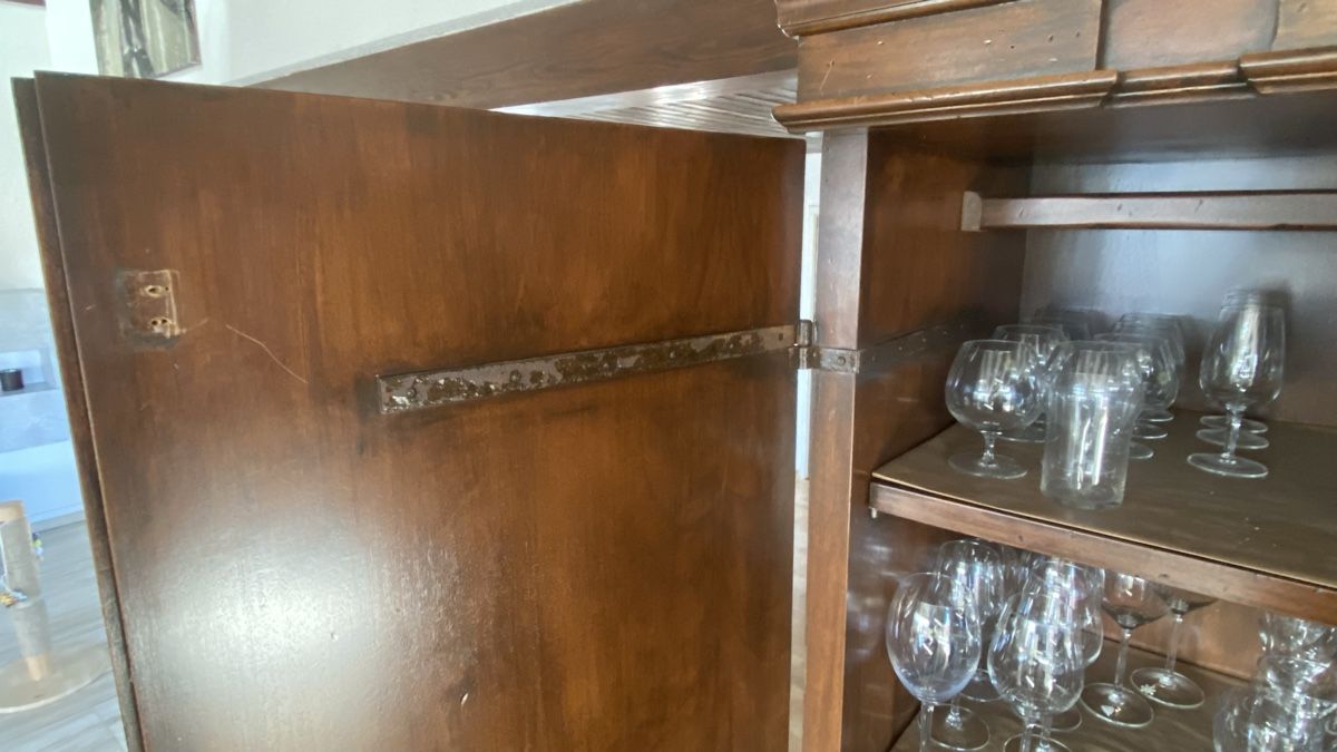 Armadi: Antiker Holzschrank – Usato da Nuglar venduto da Fun_and_Sun 3
