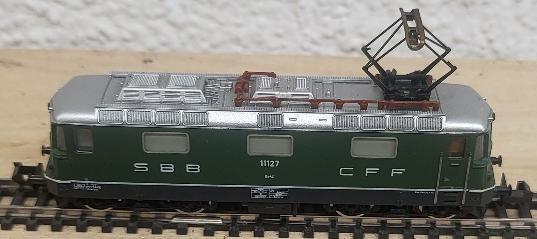 Trix Modellini di ferrovie: Minitrix 12071 SBB Elektrolok Re 4/4 – Nuovo (secondo la descrizione) da Malters venduto da minitrix79 1