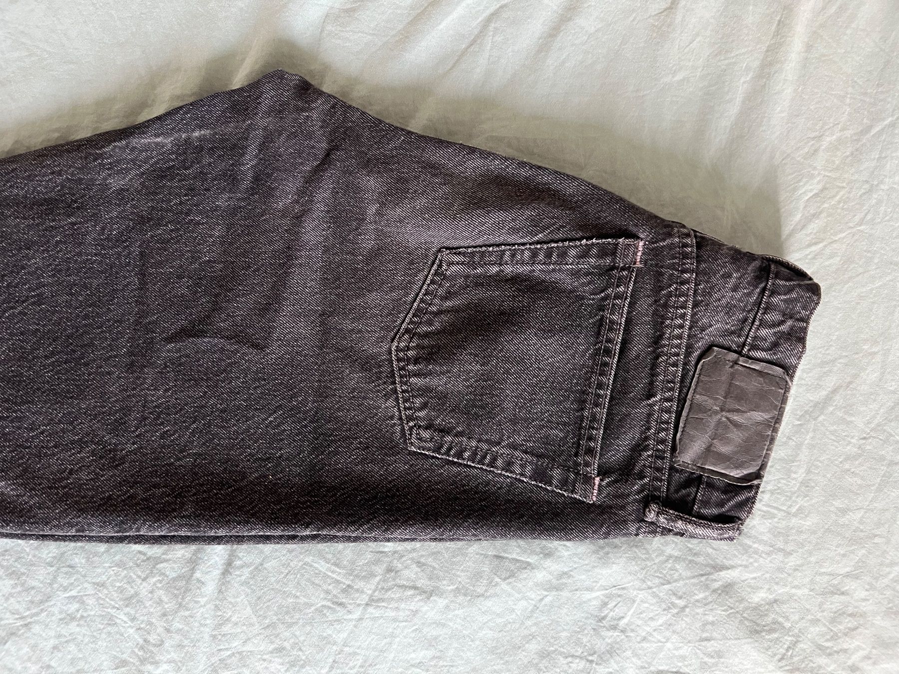 Acne Studios Jeans: Jeans Acne Studios schwarz Grösse 30 neuwertig – D'occasion à Zürich par bonnuit 4