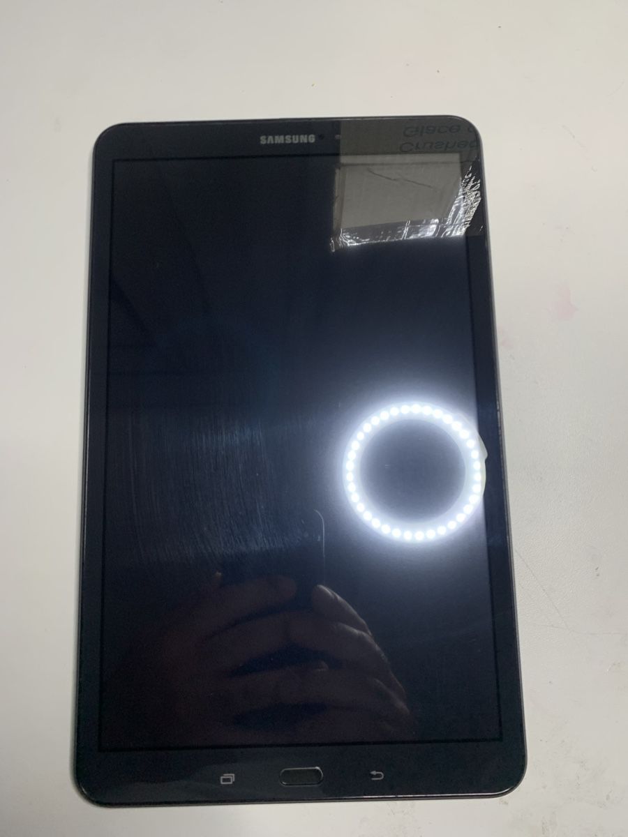 Samsung Tablet PC: Samsung Galaxy Tab Tablet with SIM and microSD Slot – Gebraucht aus Bern von Meriem00