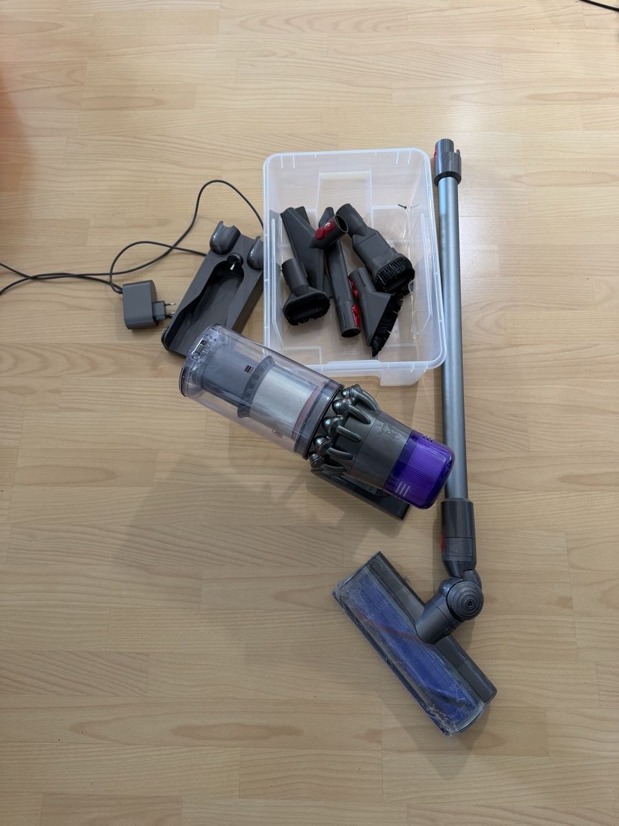 Dyson Aspirateurs & Accessoires: Dyson V11 Absolute Extra Defekt – Défectueux à Luzern par Setuper 1