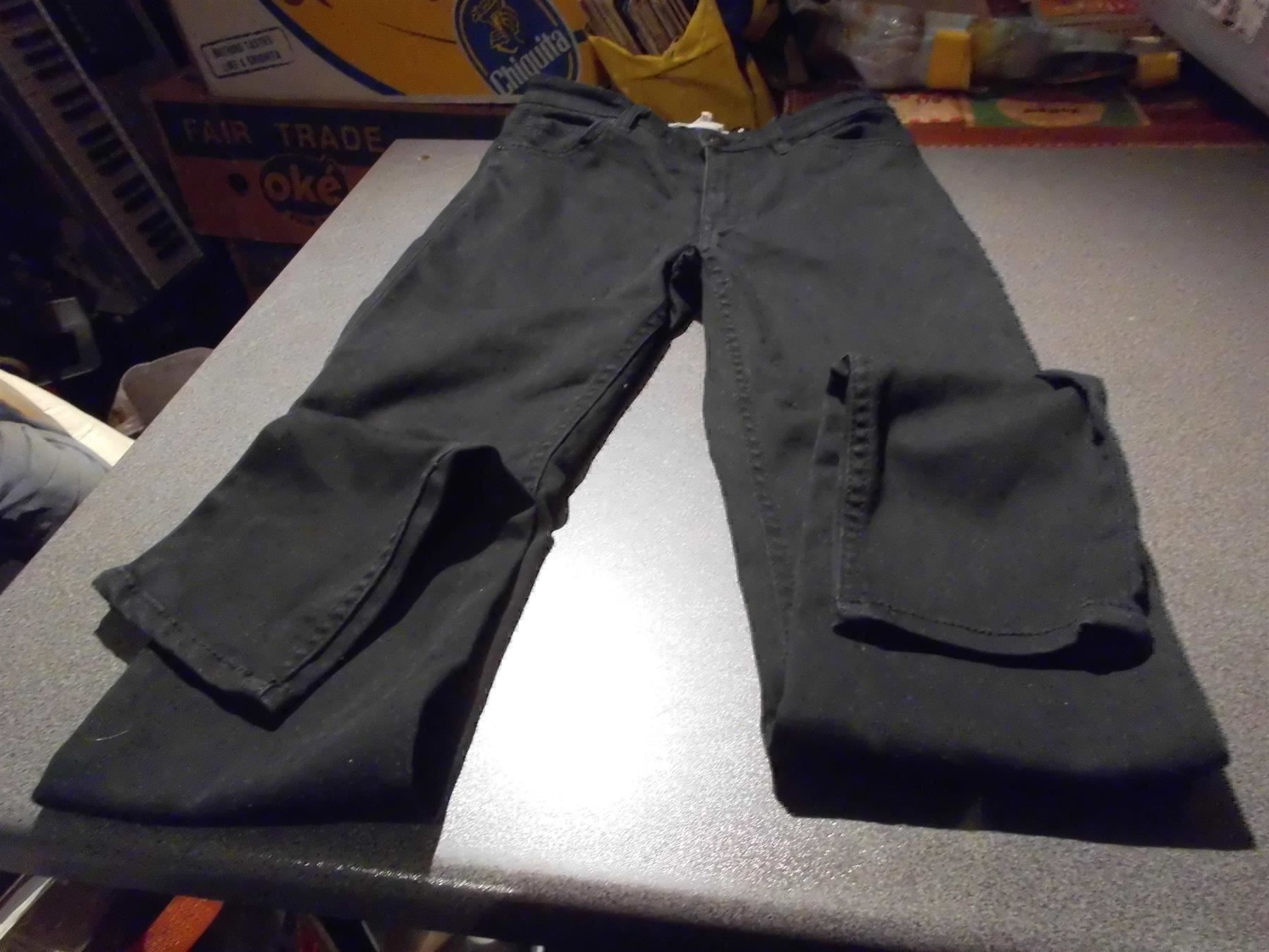 H&M Pantaloni: Hose Grösse 36, H&M, schwarz – Usato da Zürich venduto da Motzkuh
