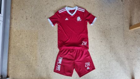 Fussballtenue Gr. 152 (11/12 Jahre)