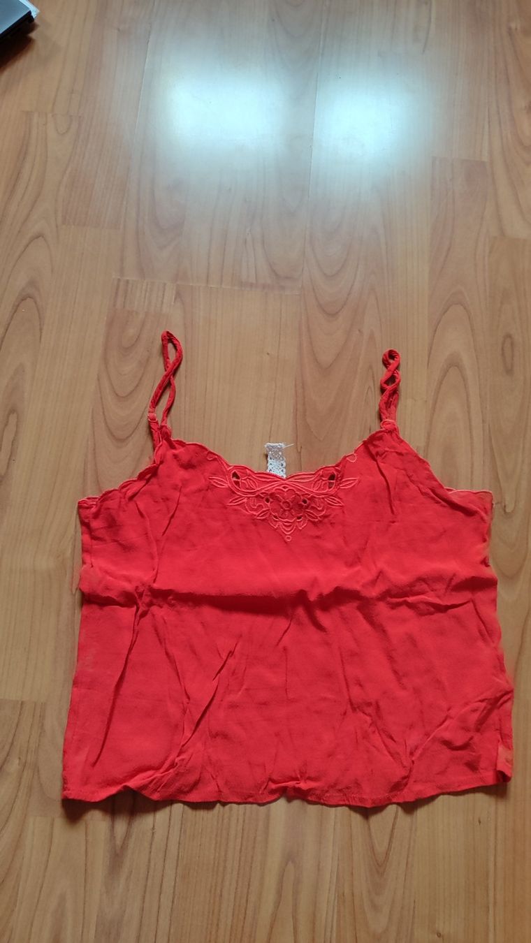 Pull&Bear Lotti di vestiti: Sommer Set: Tops, Shirts, Oberteile, Gr. S – Nuovo (secondo la descrizione) da Brüttisellen venduto da nic_xm7s 8