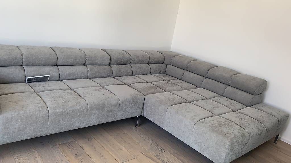Pfister Sofas: Ecksofa Pfister Pure 966 Wilson  hellgrau – D'occasion à Brüttisellen par tinaD_
