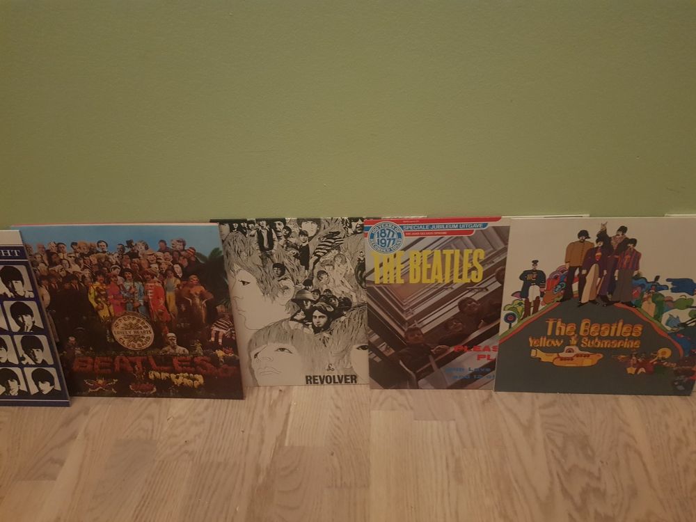 The Beatles Collection Box beinhaltet 8 LP's Kaufen auf Ricardo