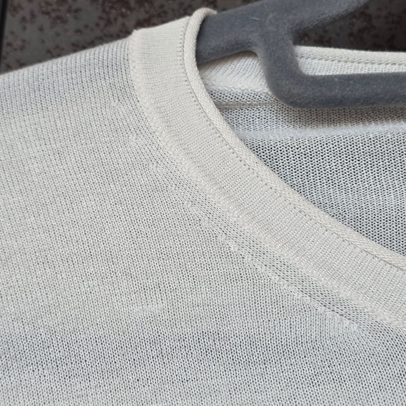 Falconeri Maglioni & Felpe: 🐸 FALCONERI SEIDENPULLOVER 52 PULLOVER SEIDE WEISS – Usato da Môtier (Vully) venduto da Frogs 2