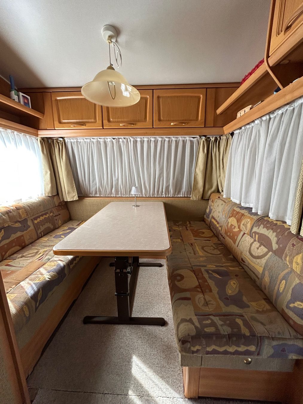 Knaus Veicoli da campeggio: Gepflegter Wohnwagen Knaus Azur – Usato da Obernau venduto da dou_tqy8 5