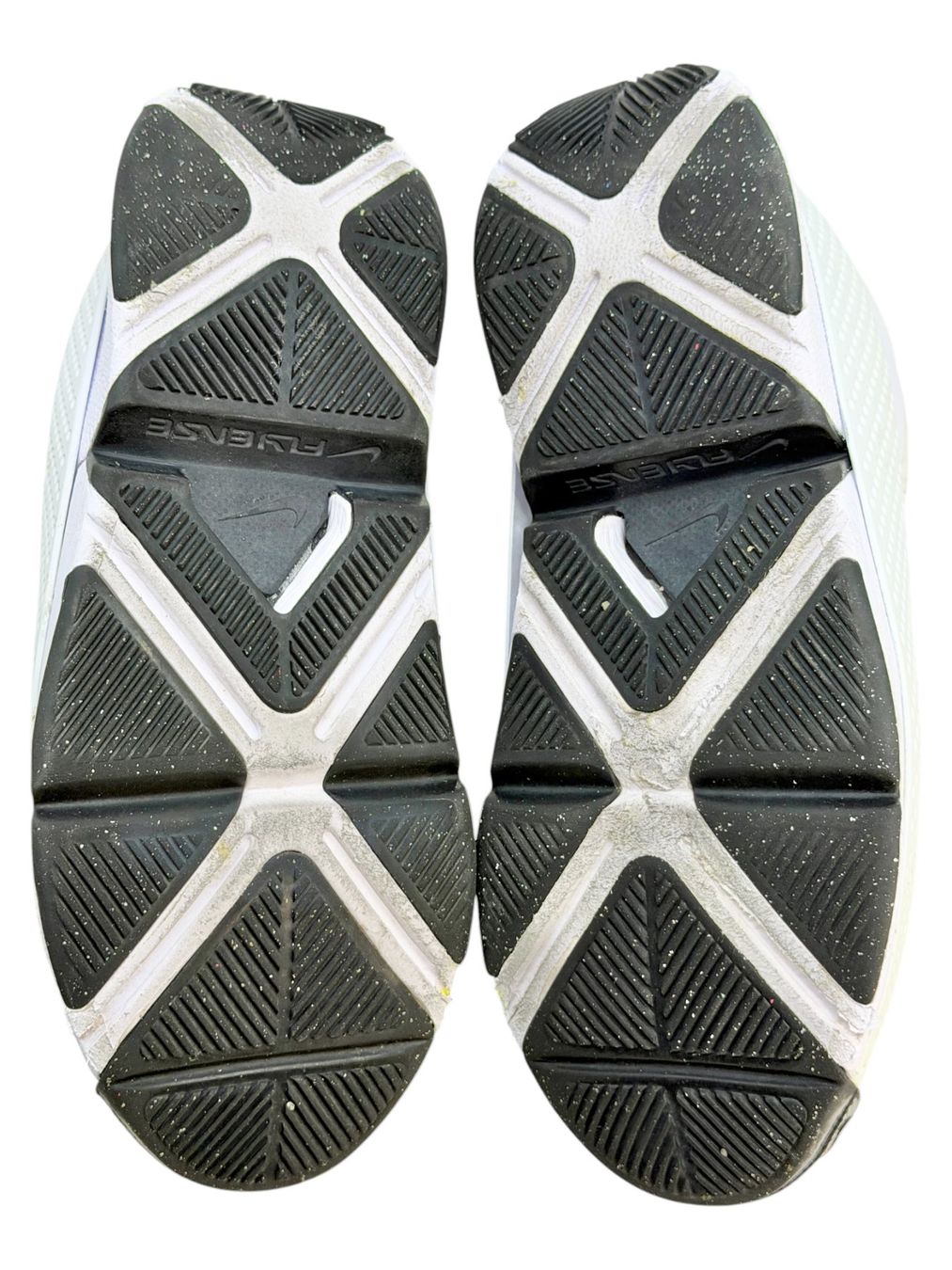 Nike Scarpe da uomo: Baskets Nike FlyEase blanc. Pointure 38.5 – Usato da Cossonay-Ville venduto da PatineDuTemps 8