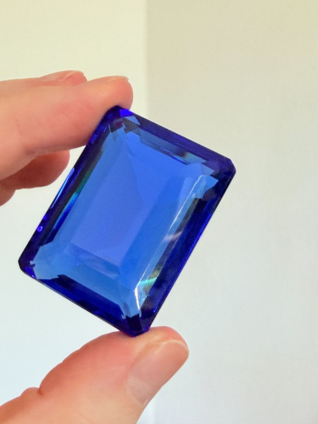 Minerali & Pietre curative: Certified 181.65 Ct Loose Gem – Nuovo e nell'imballaggio originale da Genève venduto da AWWA