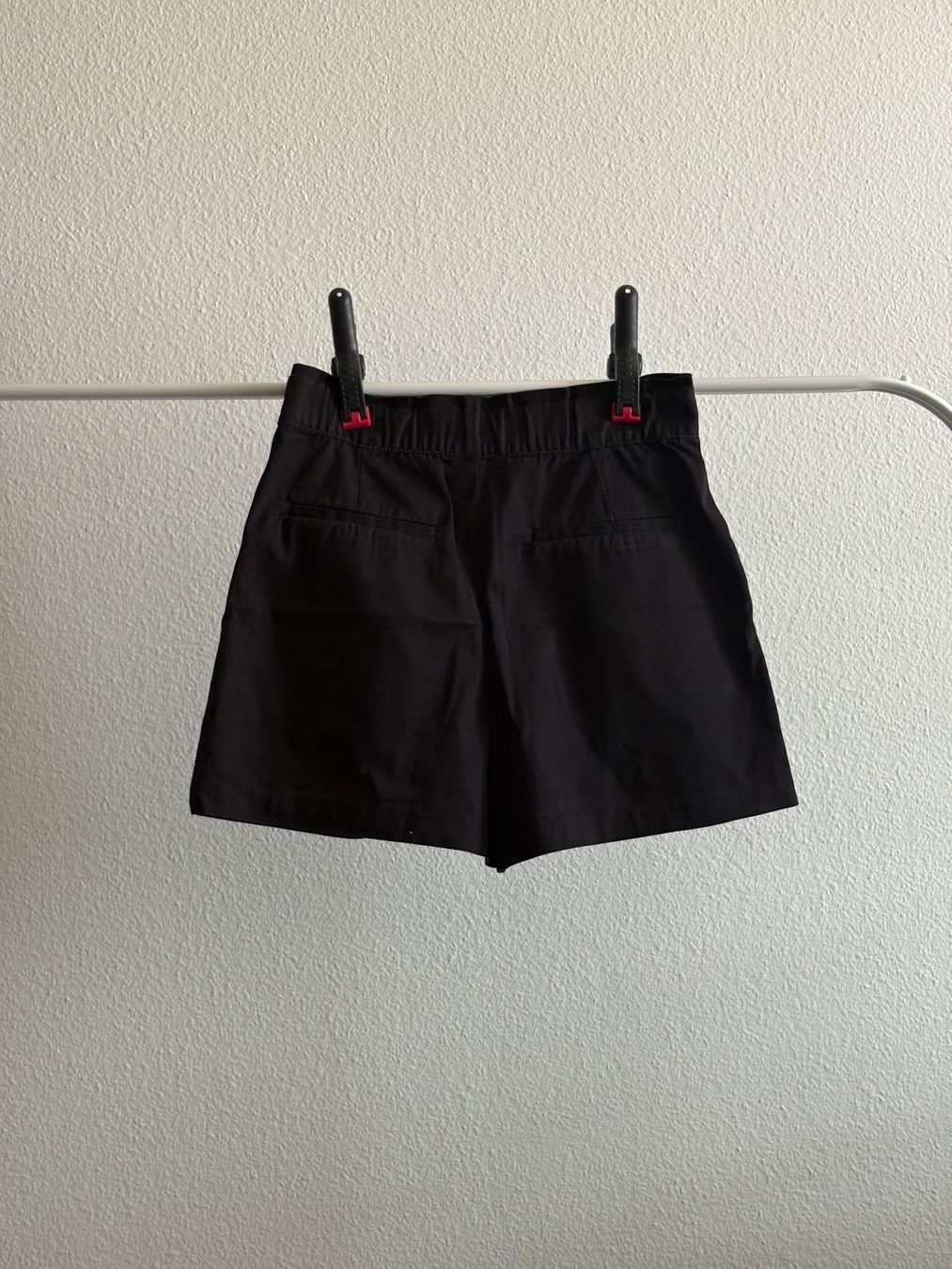 Zara Hosen: schwarze Shorts – Gebraucht aus Zürich von bbbggg 2