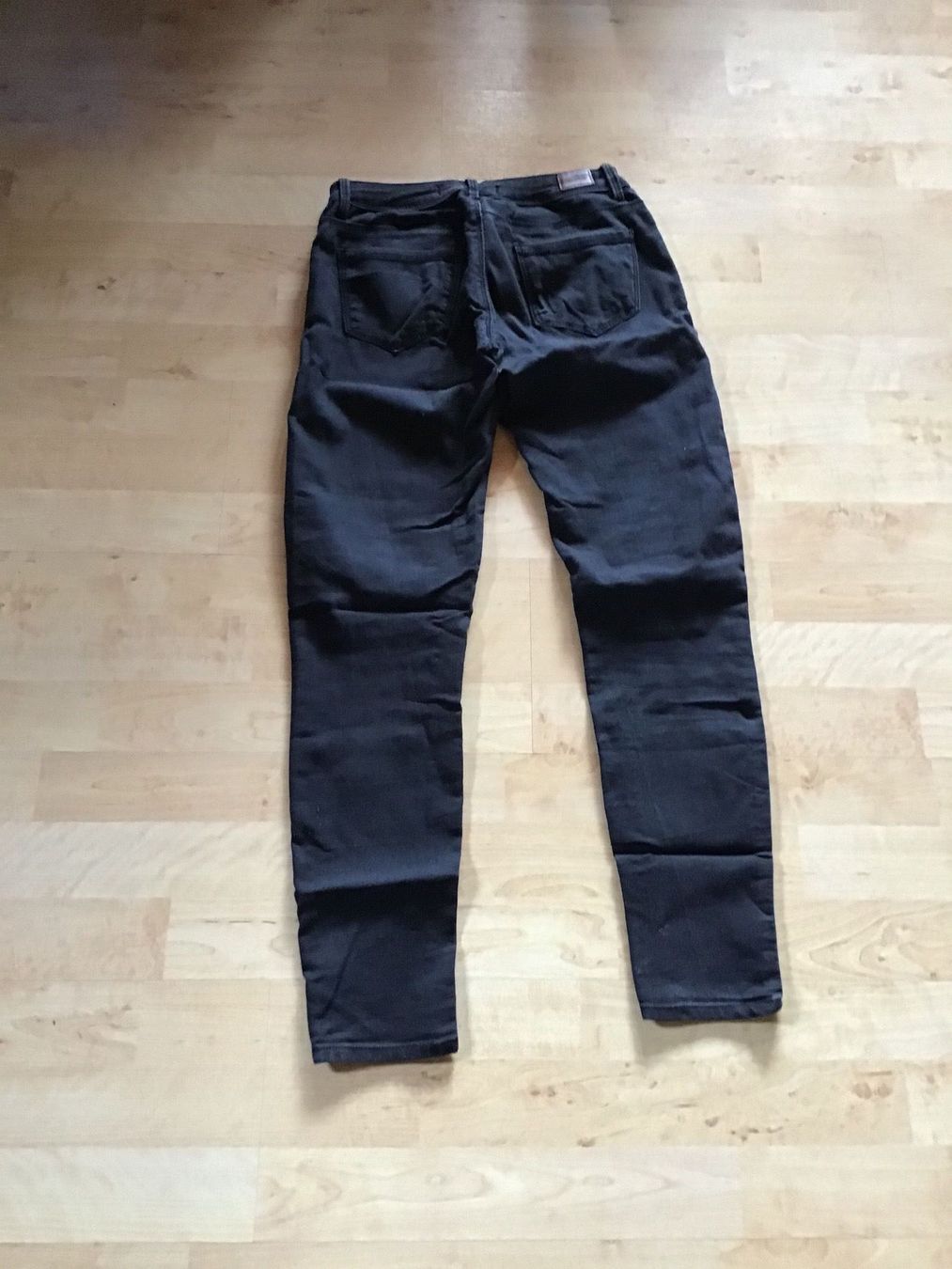 Jeans: Jeans Gr. M... – Gebraucht aus Uetendorf von Koh0 1