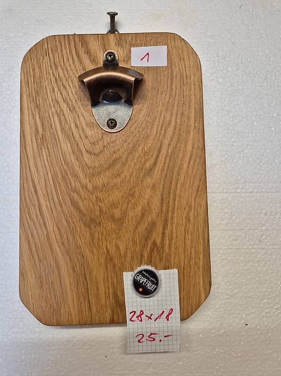 Appareils de cuisine: Wandflaschenöffner magnetisch  – D'occasion à Mörschwil par Koi50