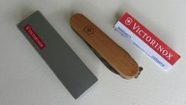 Victorinox Taschenmesser * WOOD * Mit Gravur 2020 neu in OVP