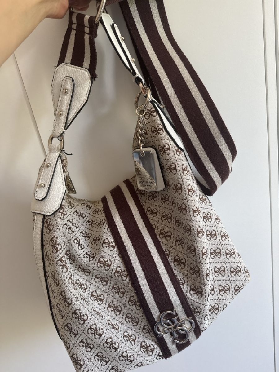 Guess Taschen für Damen: Guess Schultertasche / Umhängetasche – Gebraucht aus Winkel von Olirickli05 1