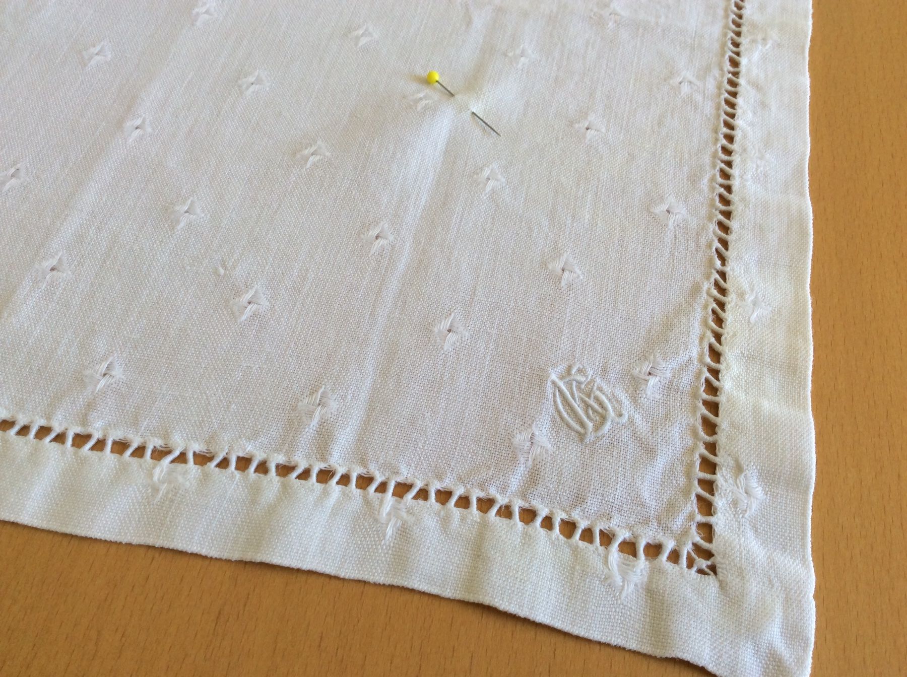 Tovaglioli: 6 Leinenservietten, weiss, Monogramm, – Usato da Birwinken venduto da chez-erna 4