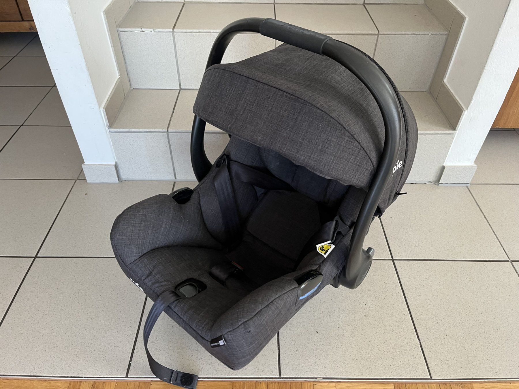 Joie Auto-Kindersitze: Joie i-Size Babyschale / Autositz – Gebraucht aus Liestal von Raifur 3