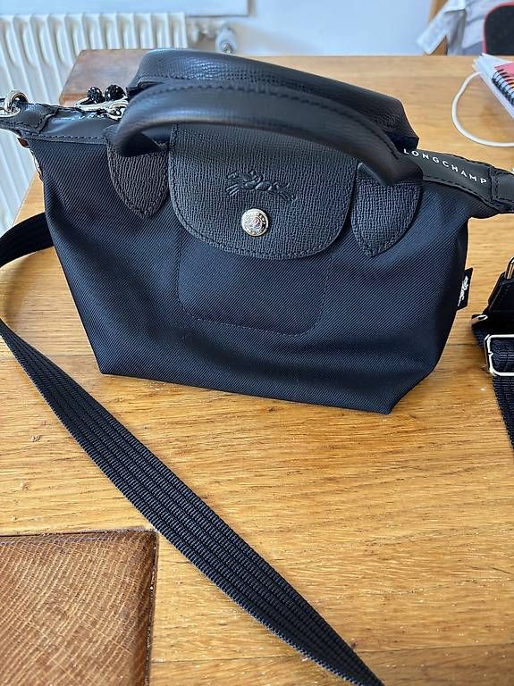 Taschen für Damen: Longchamp  – Neu und originalverpackt aus Winterthur von lujane