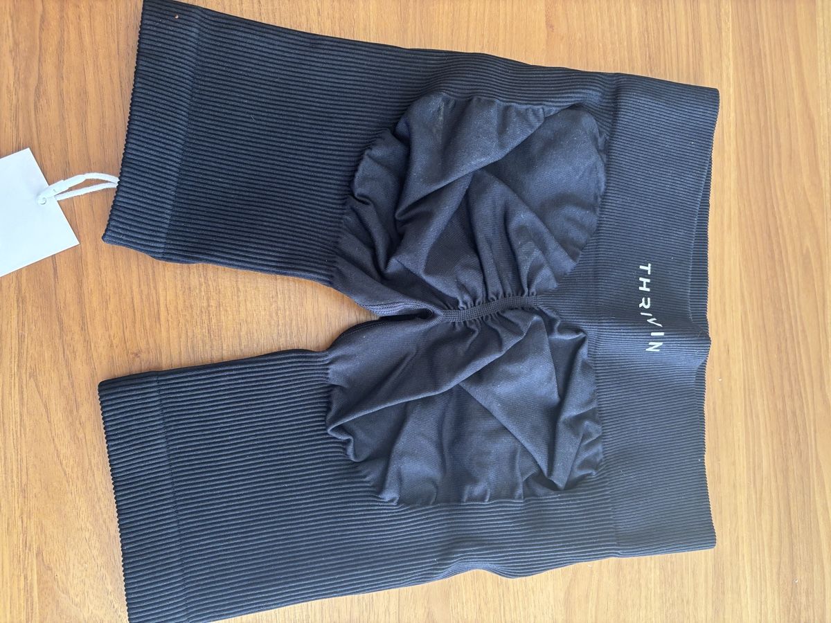 Pantalons: Thrivin Hose – Neuf (Voir description) à Uerikon par simone_30 1