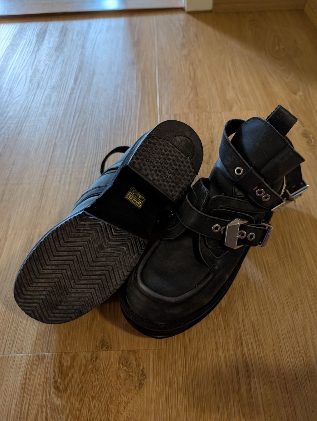 Scarpe da donna: Jeffrey Campbell Coltrane Schuhe – Usato da Frauenfeld venduto da Shiranui 2